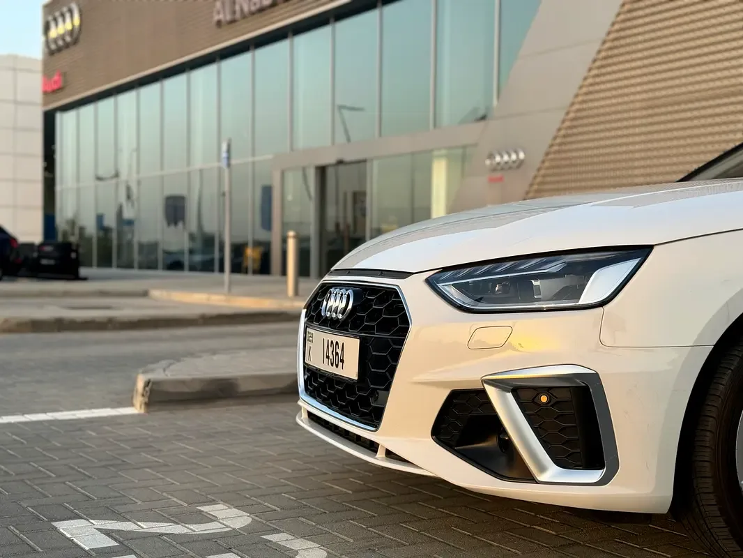 Audi A4 2.0 AMT (150 hp)