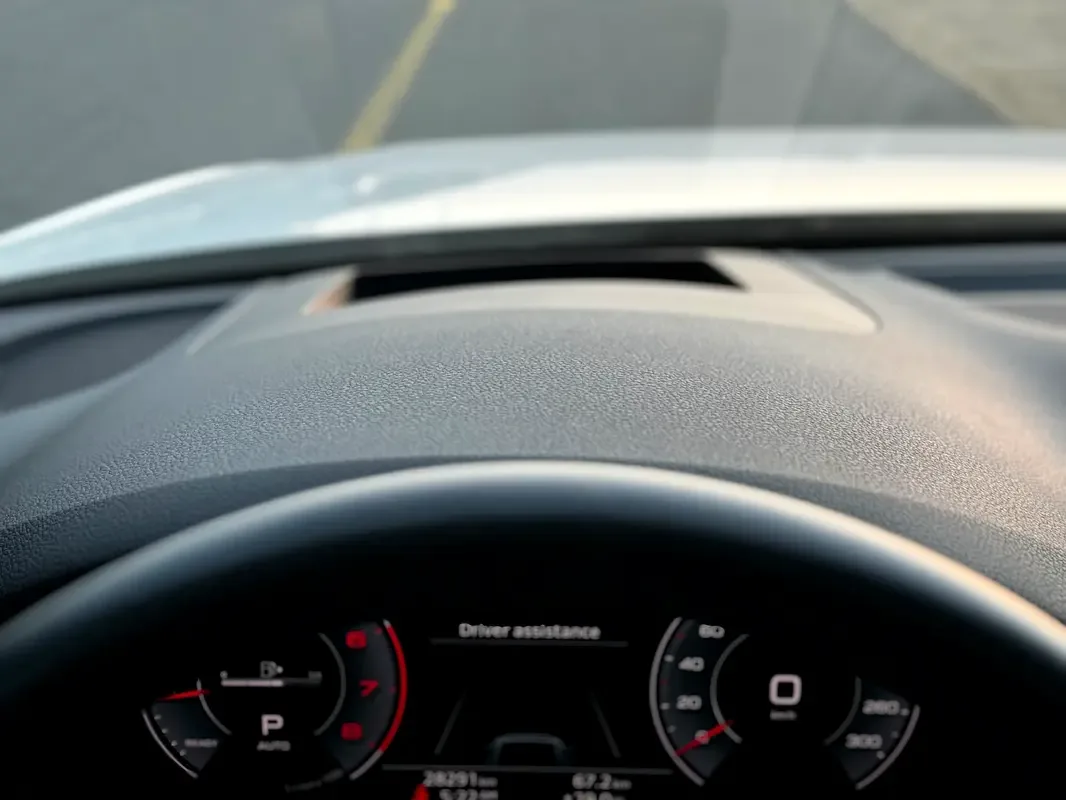 Audi A4 2.0 AMT (150 حصان) - 11