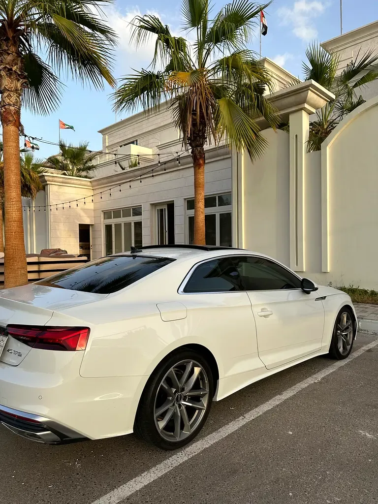 Audi A5 2.0 AMT (190 hp)