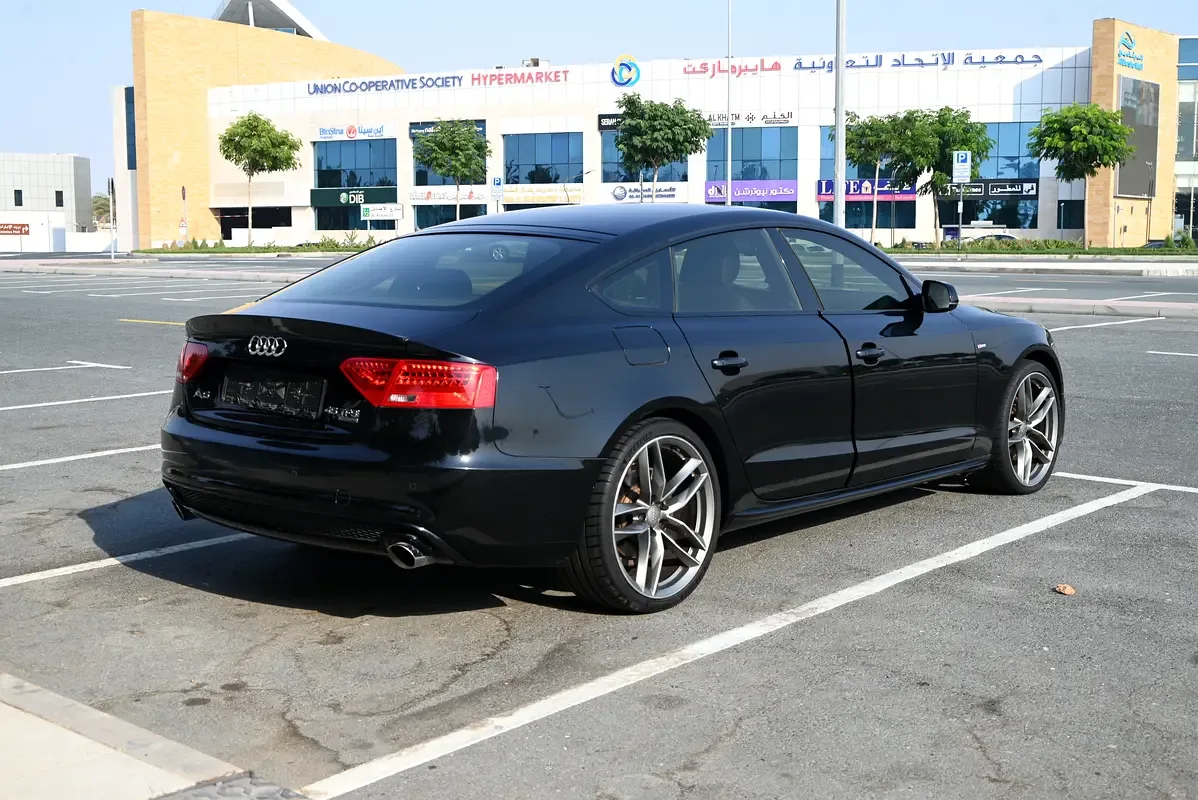 Audi A5 2.0 TFSI S tronic quattro (225 حصان) - 6