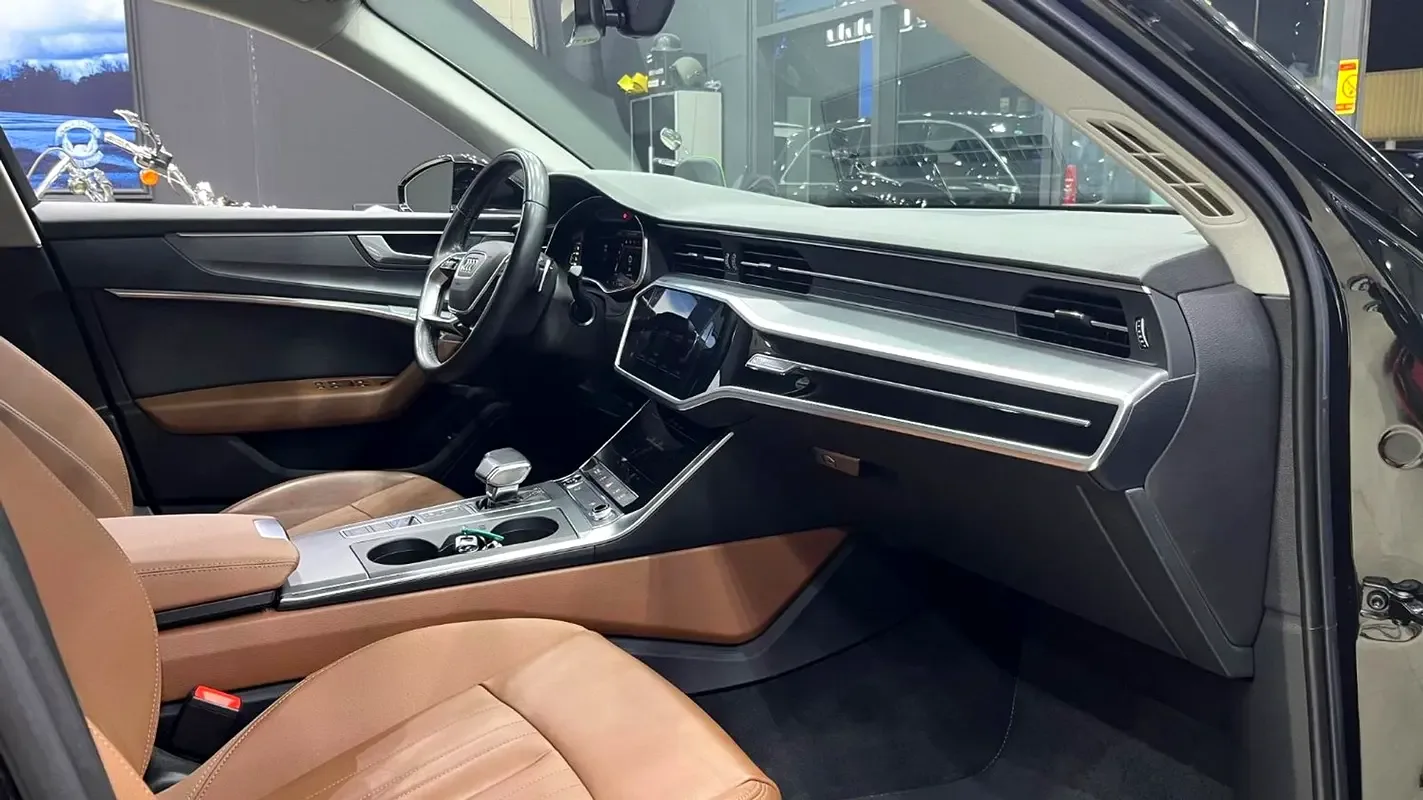 Audi A6 2.0 AMT 4WD (245 hp) - 12