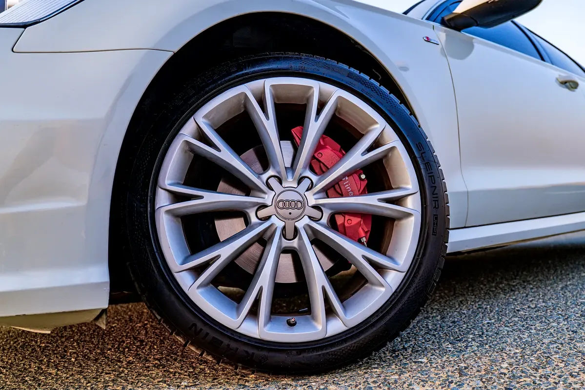 Audi A6 2.8 FSI S tronic quattro (220 hp) - 10