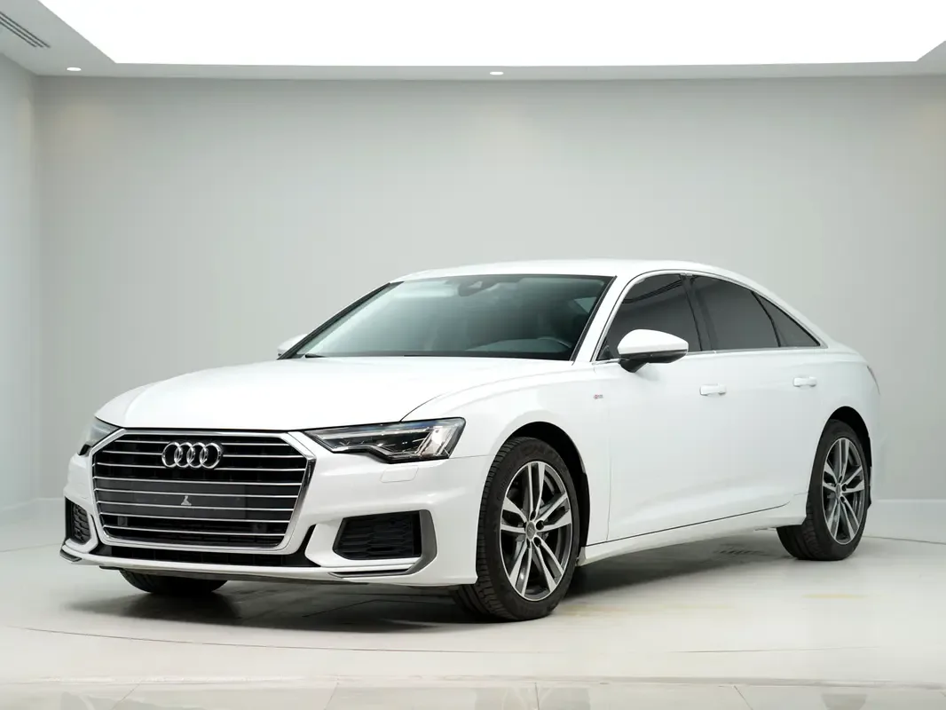 Audi A6 40 L TFSI S tronic (190 hp)