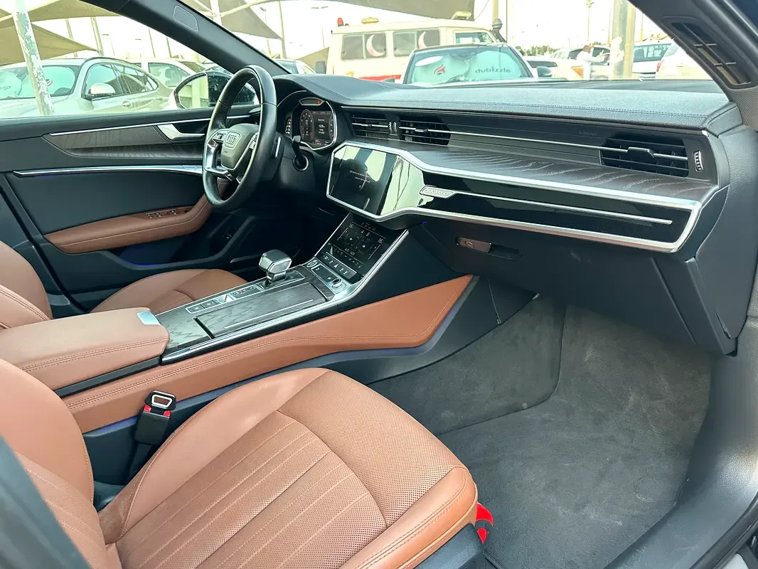 Audi A6 55 TFSI S tronic quattro (340 hp) - 17