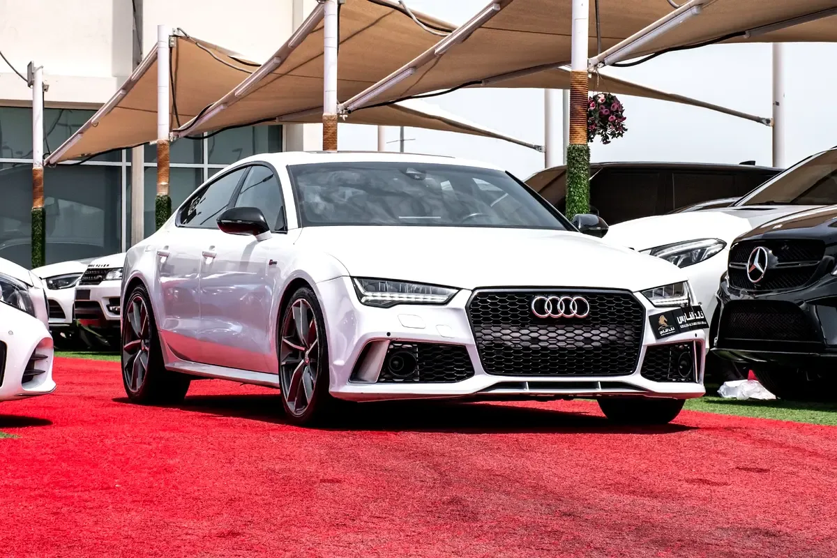 Audi A7 3.0 TFSI S tronic quattro (333 حصان) - 3