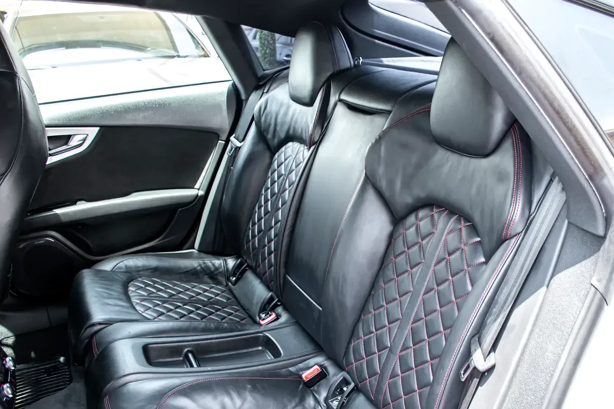 Audi A7 3.0 TFSI S tronic quattro (333 حصان) - 14