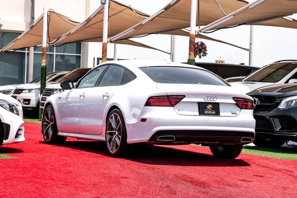 Audi A7 3.0 TFSI S tronic quattro (333 حصان) - 16