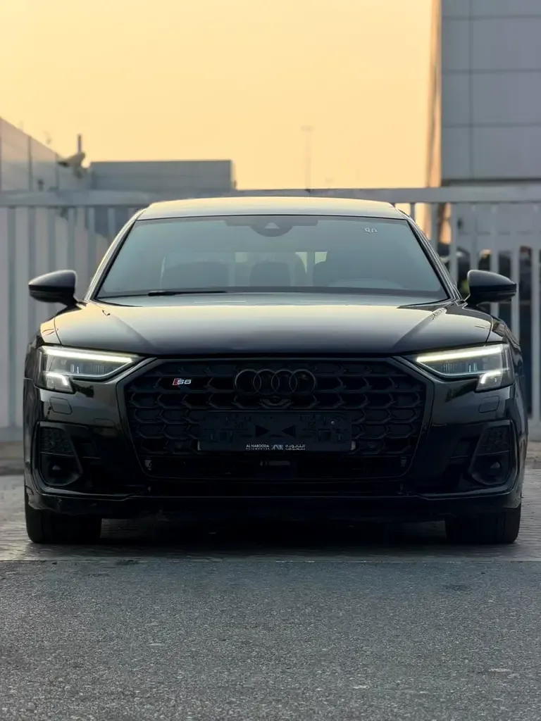 Audi A8 3.0 AT (340 hp) - 2
