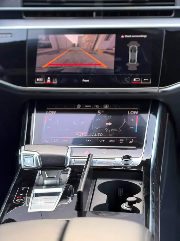 Audi A8 3.0 AT (340 hp) - 8