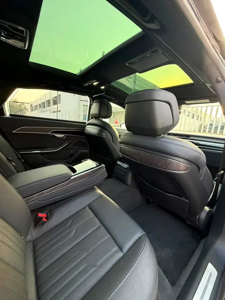 Audi A8 3.0 AT (340 hp) - 5