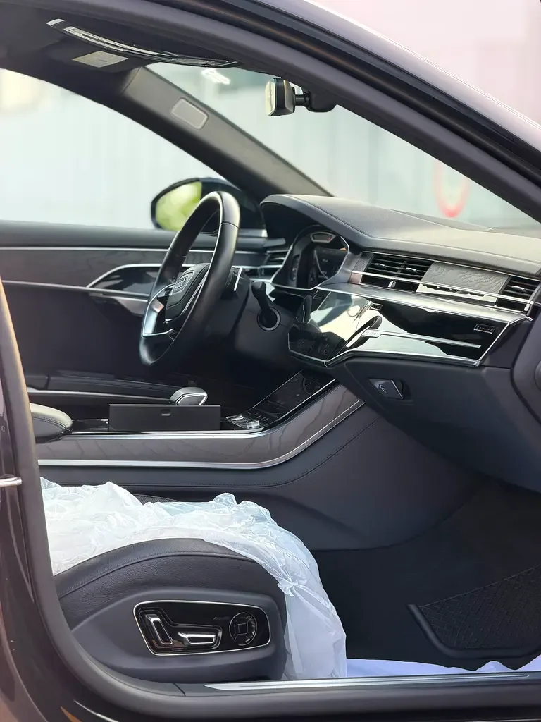 Audi A8 3.0 AT (340 hp) - 16