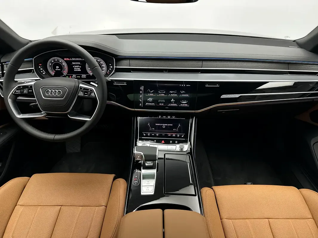 Audi A8 3.0 AT 4WD (340 حصان) - 9