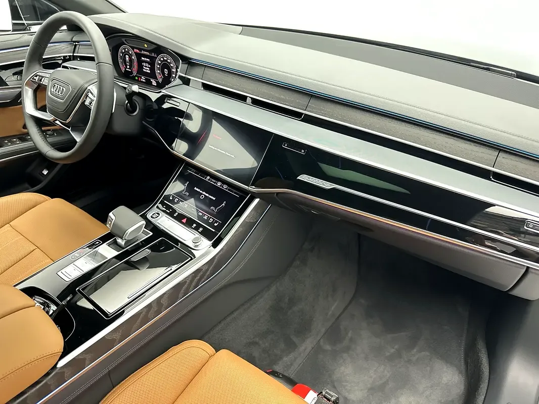 Audi A8 3.0 AT 4WD (340 حصان) - 10