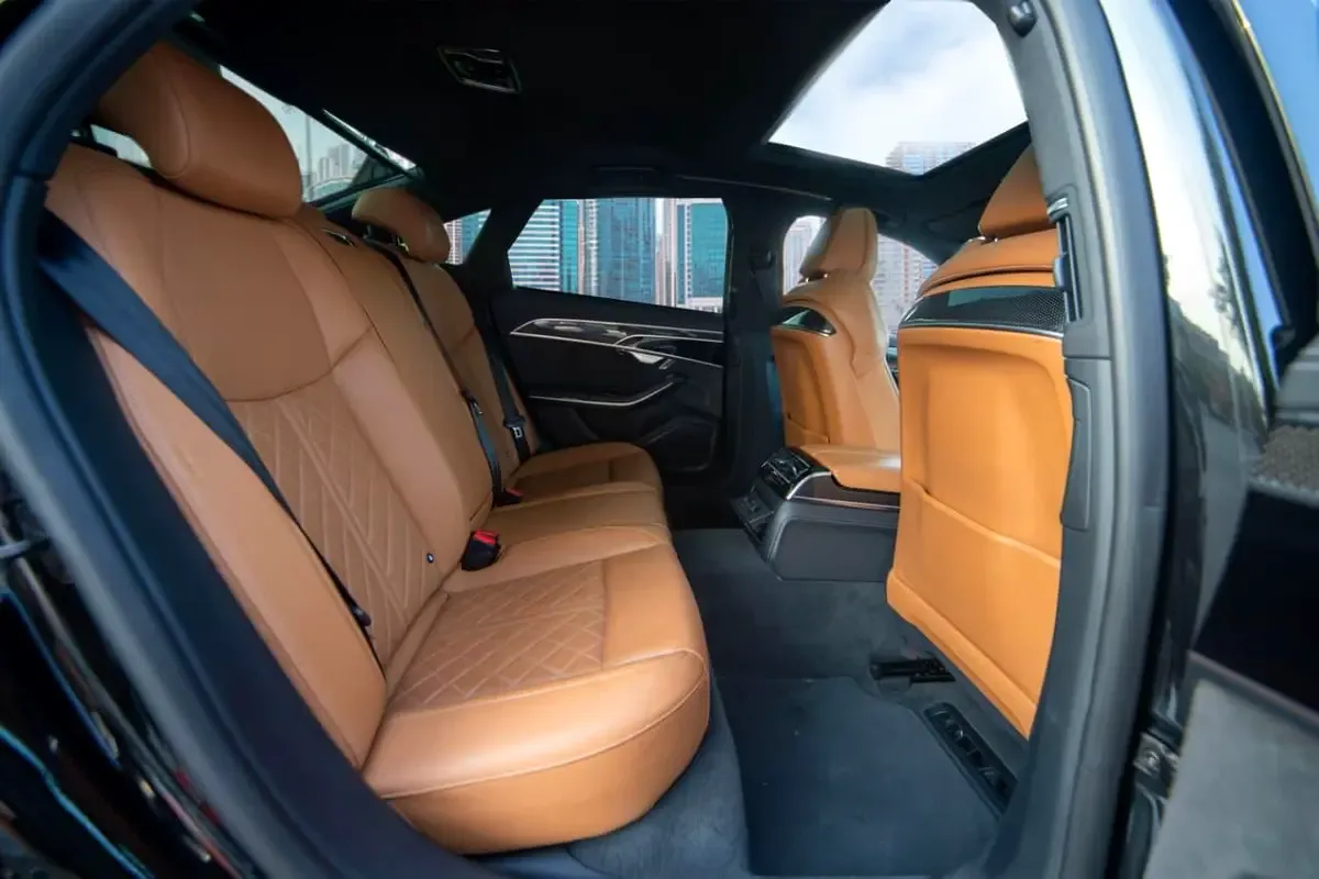 Audi A8 3.0 AT 4WD (340 حصان) - 11