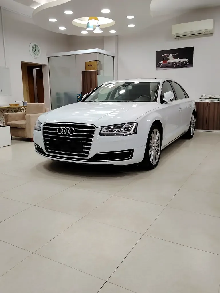 Audi A8 3.0 TFSI tiptronic quattro (310 hp)