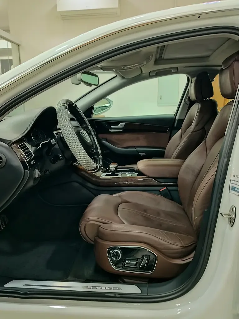 Audi A8 3.0 TFSI tiptronic quattro (310 hp) - 8