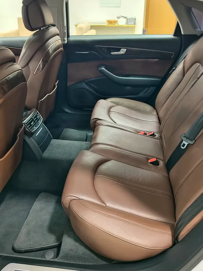 Audi A8 3.0 TFSI tiptronic quattro (310 hp) - 11