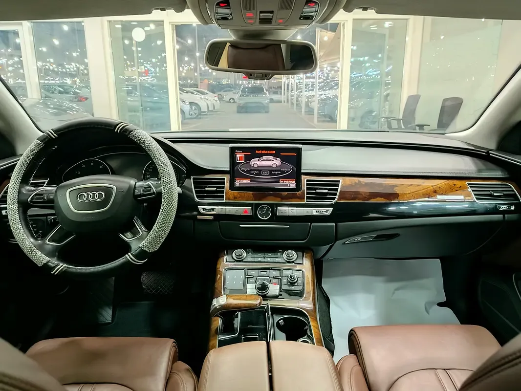 Audi A8 3.0 TFSI tiptronic quattro (310 hp) - 17