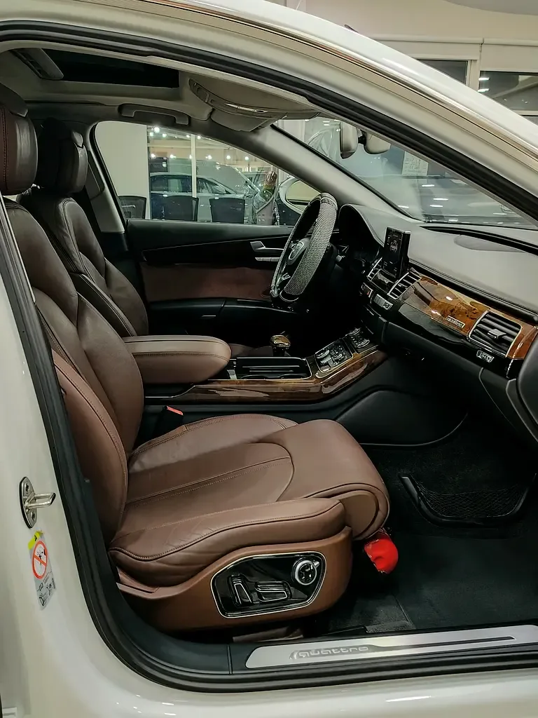 Audi A8 3.0 TFSI tiptronic quattro (310 hp) - 15
