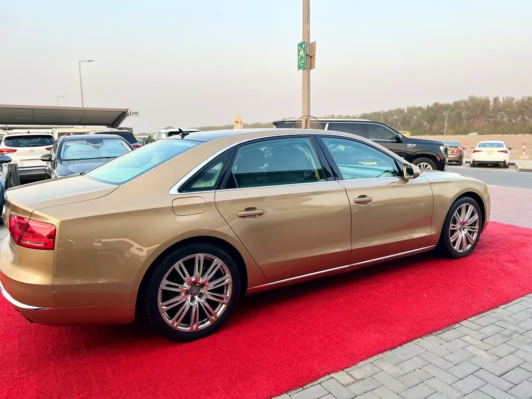 Audi A8 3.0 TFSI tiptronic quattro (310 حصان) - 2