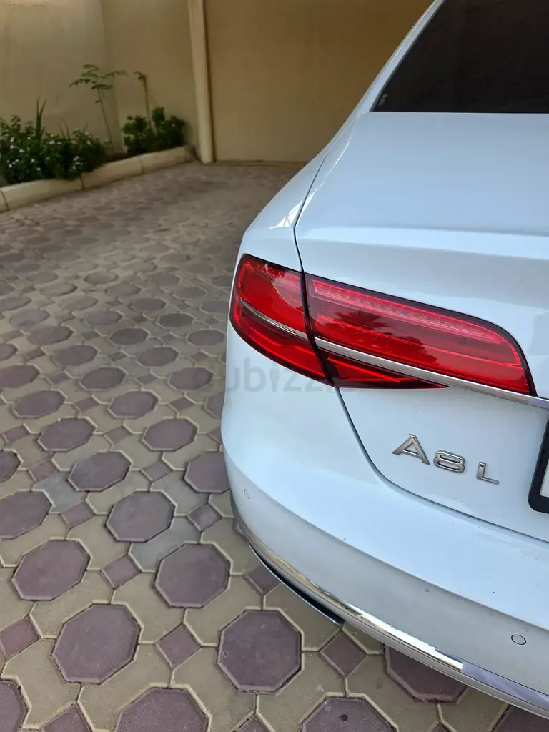 Audi A8 3.0 TFSI tiptronic quattro (310 hp) - 9