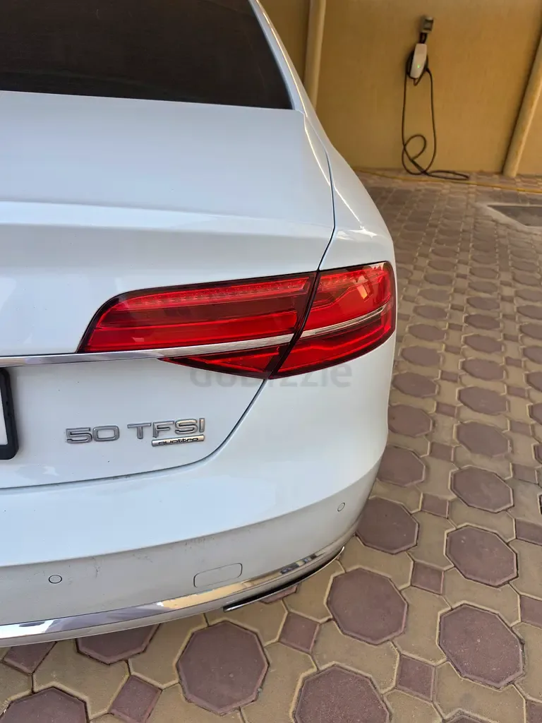 Audi A8 3.0 TFSI tiptronic quattro (310 hp) - 11
