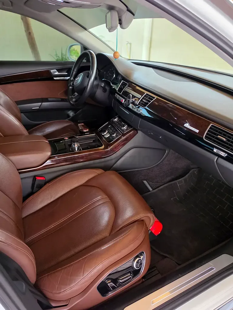 Audi A8 3.0 TFSI tiptronic quattro (310 hp) - 13