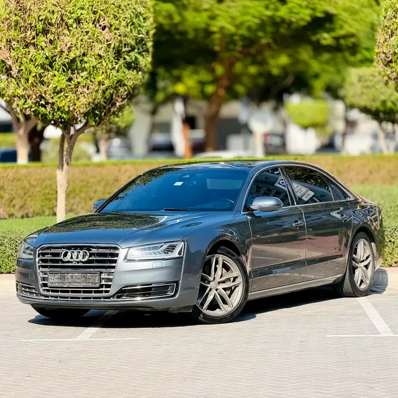 Audi A8 3.0 TFSI tiptronic quattro (310 حصان)
