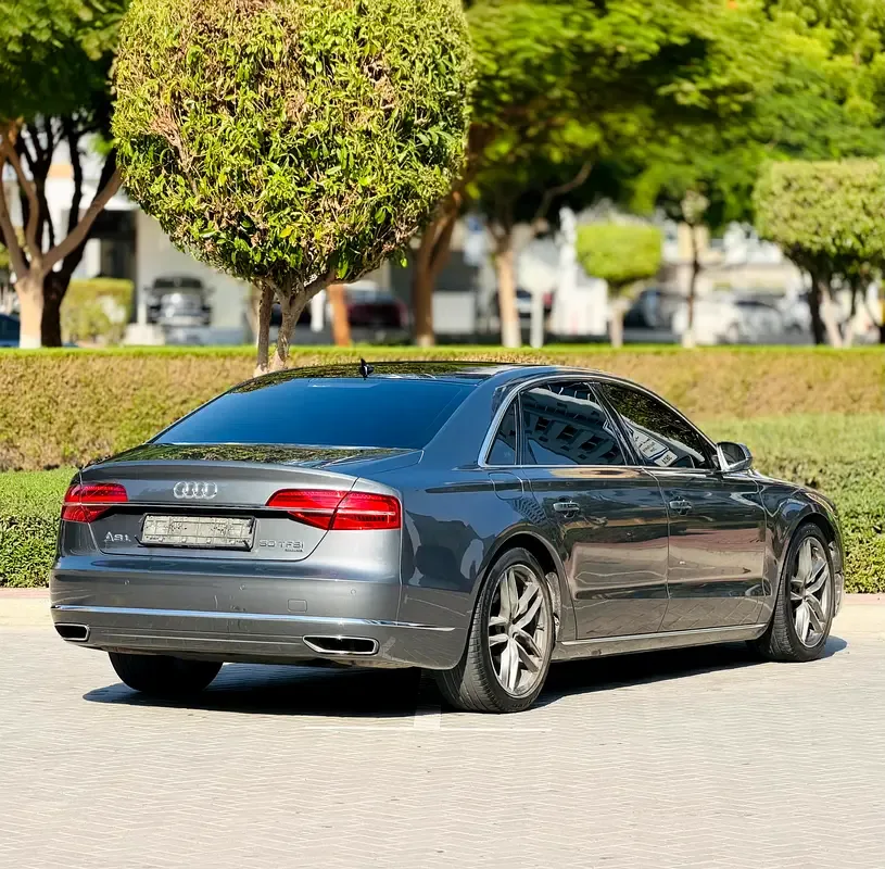 Audi A8 3.0 TFSI tiptronic quattro (310 حصان) - 4