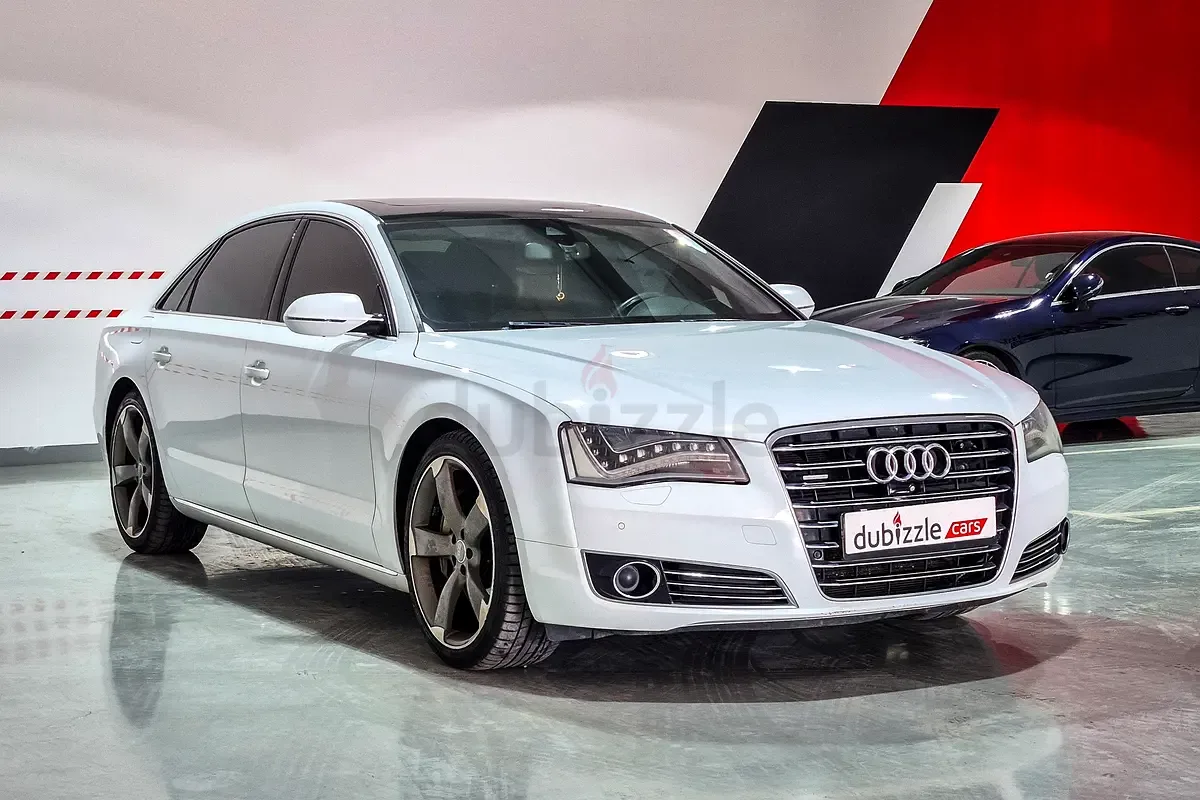 Audi A8 4.0 TFSI tiptronic quattro (435 hp)