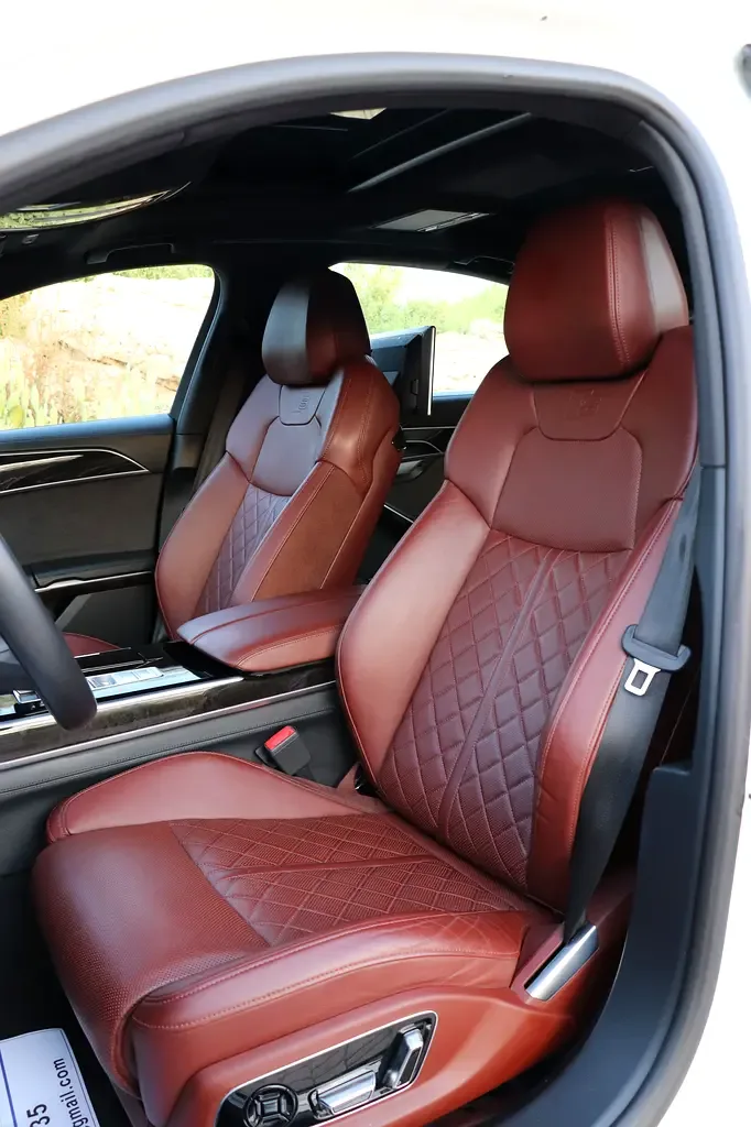 Audi A8 55 TFSI L tiptronic quattro (340 hp) - 12