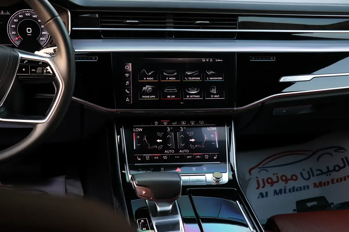 Audi A8 55 TFSI L tiptronic quattro (340 hp) - 16