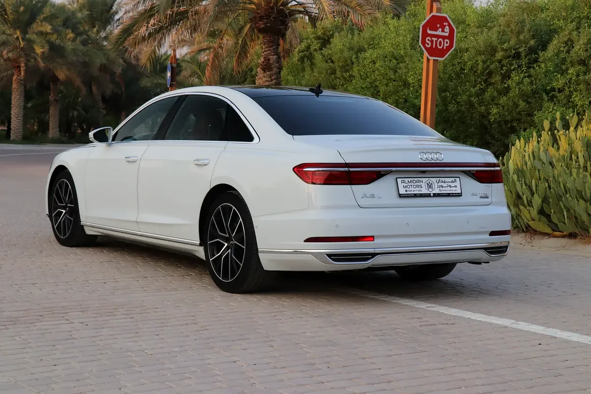 Audi A8 55 TFSI L tiptronic quattro (340 hp) - 20