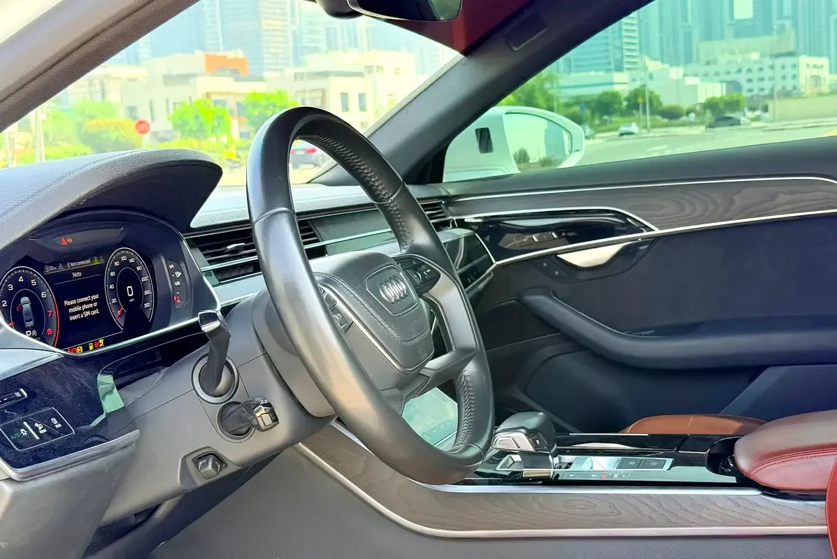 Audi A8 55 TFSI L tiptronic quattro (340 حصان) - 16