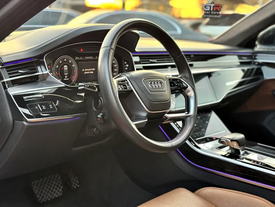 Audi A8 60 TFSI tiptronic quattro (460 حصان) - 13