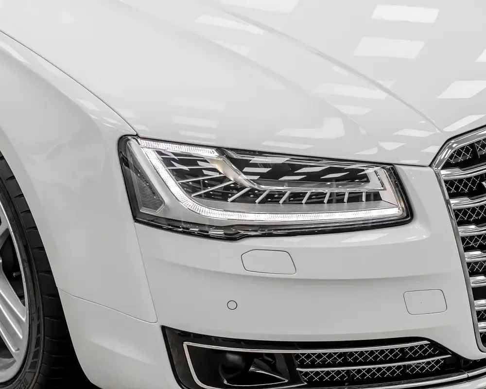 Audi A8 6.3 FSI L tiptronic quattro (500 حصان) - 6