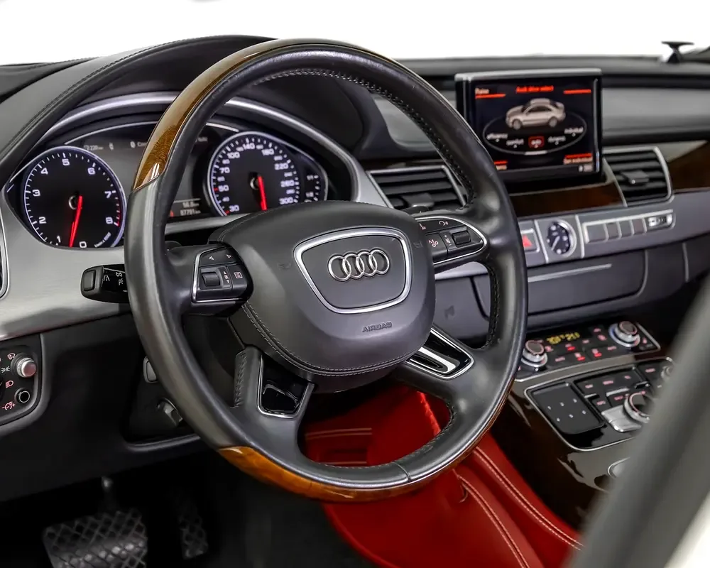 Audi A8 6.3 FSI L tiptronic quattro (500 حصان) - 12