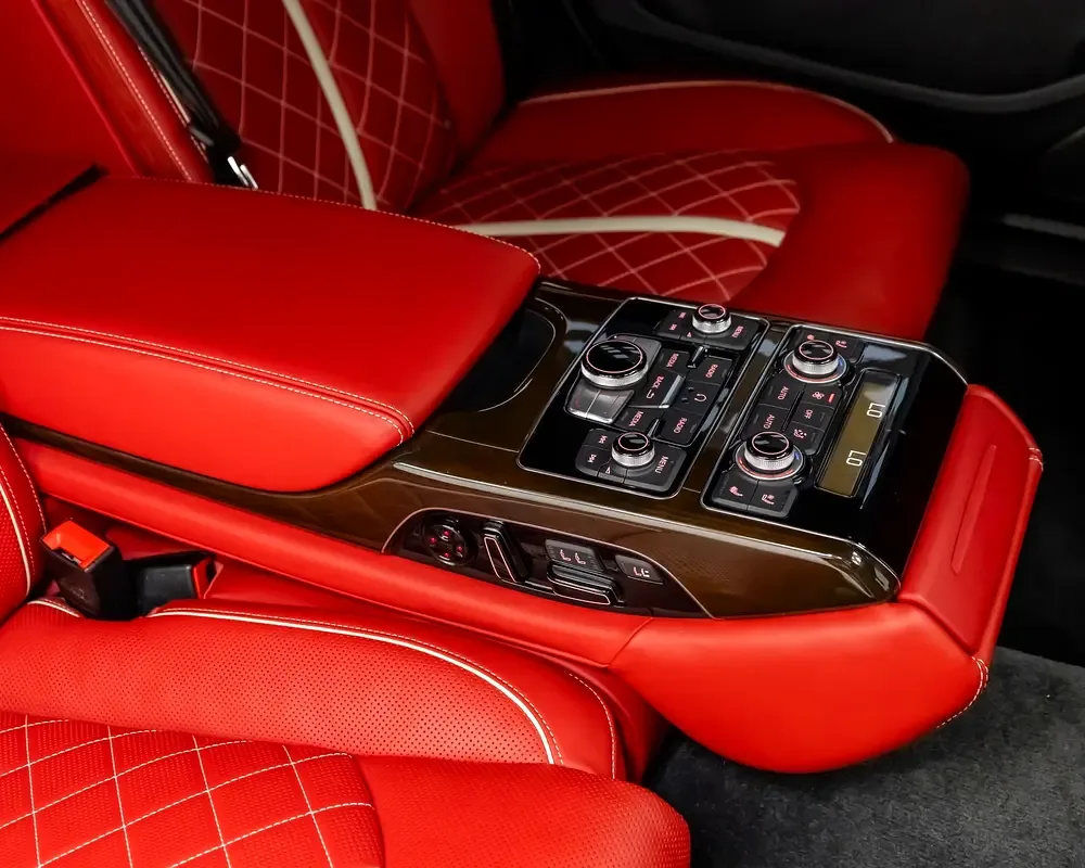 Audi A8 6.3 FSI L tiptronic quattro (500 حصان) - 19