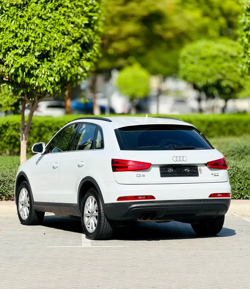 Audi Q3 2.0 TFSI quattro S tronic (211 حصان) - 6