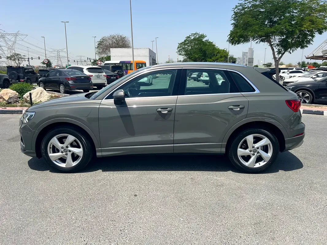 Audi Q3 2.0 TFSI S tronic quattro (220 حصان) - 5