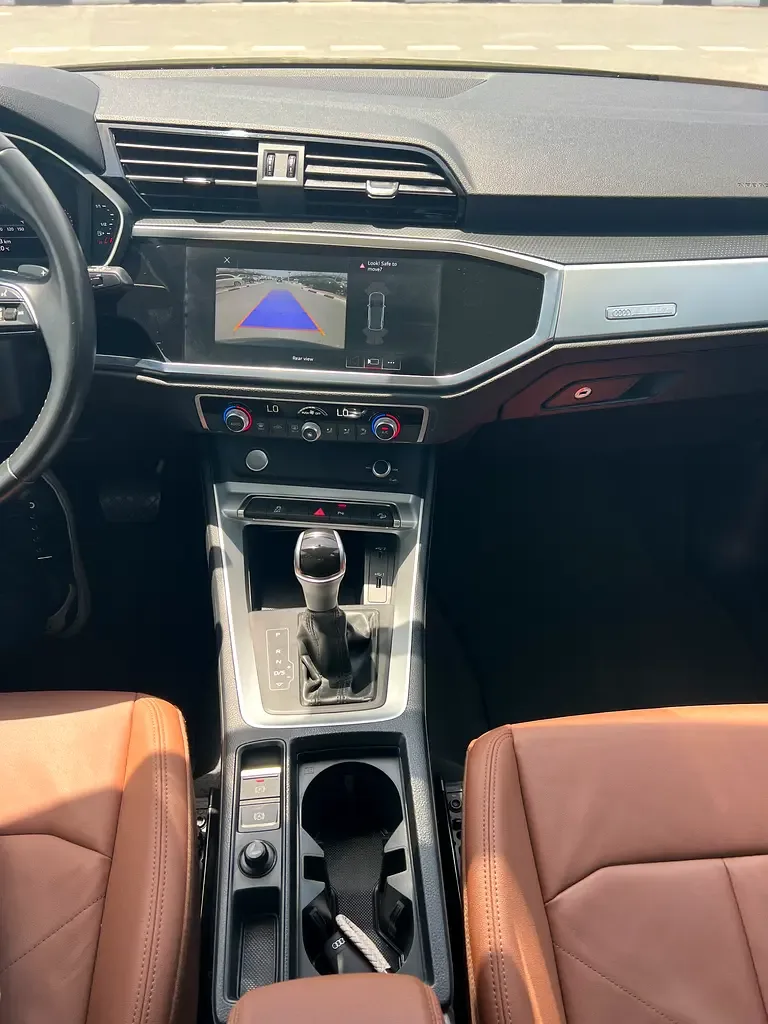 Audi Q3 2.0 TFSI S tronic quattro (220 حصان) - 13