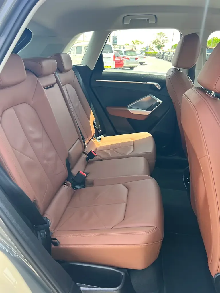Audi Q3 2.0 TFSI S tronic quattro (220 حصان) - 17