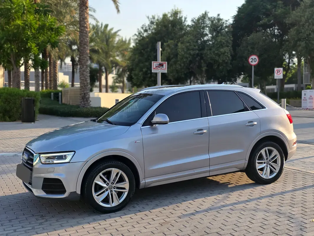 Audi Q3 2.0 TFSI S tronic quattro (220 حصان) - 2