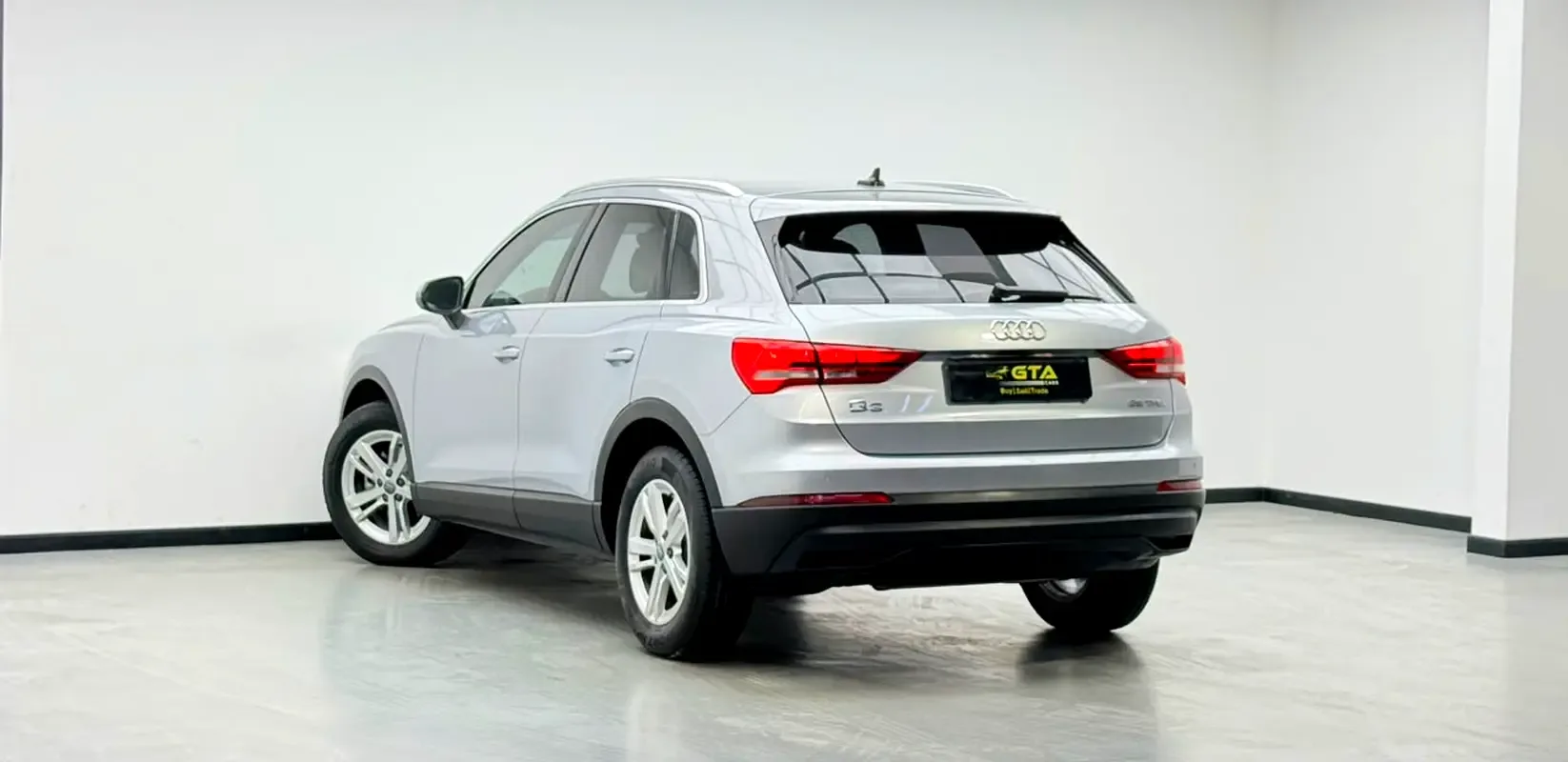 Audi Q3 35 TFSI S tronic (150 حصان) - 6