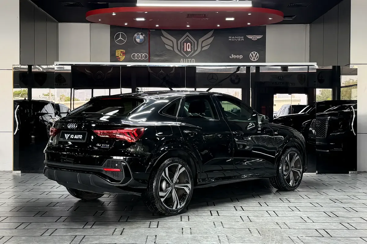 Audi Q3 40 TFSI S tronic quattro (190 حصان) - 4