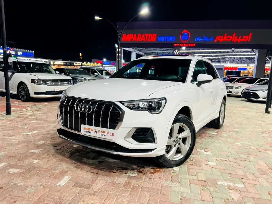 Audi Q3 45 TFSI S tronic quattro (230 hp)
