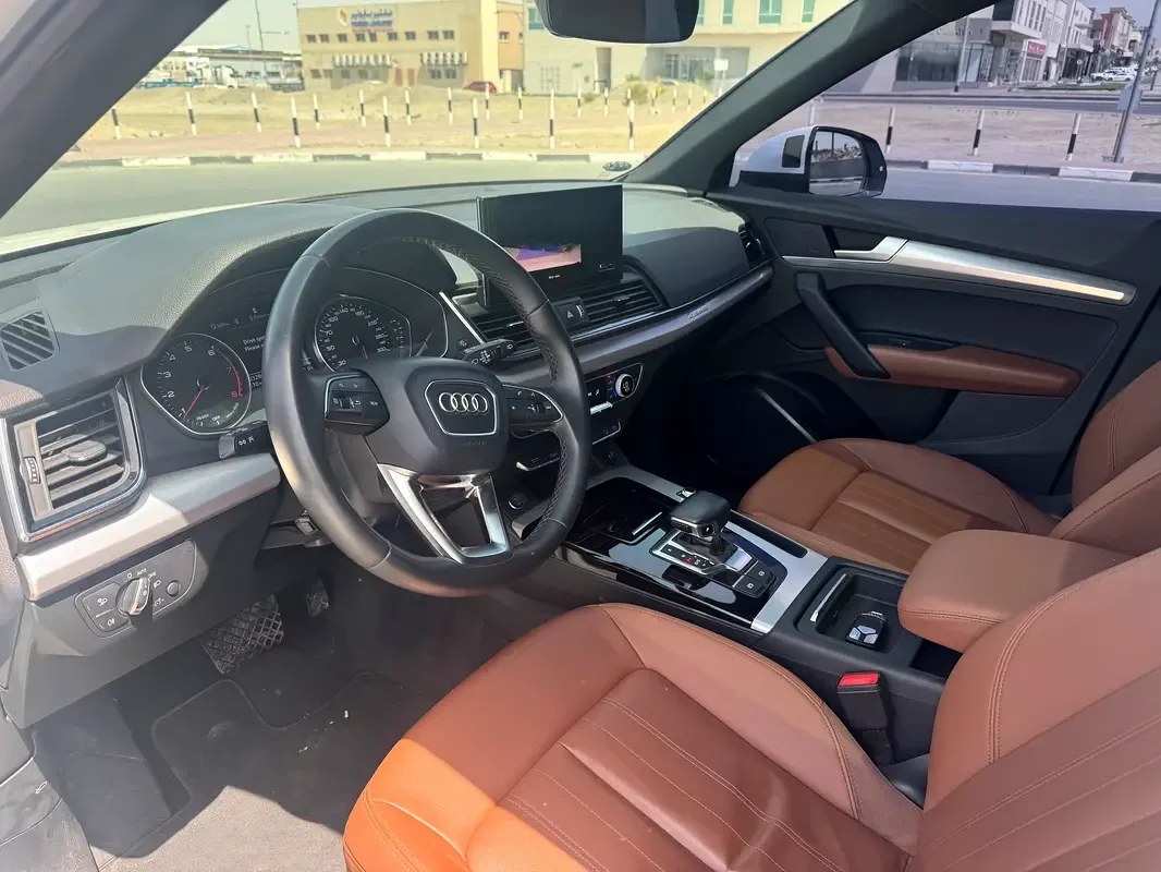 Audi Q5 2.0 AMT 4WD (249 حصان) - 9