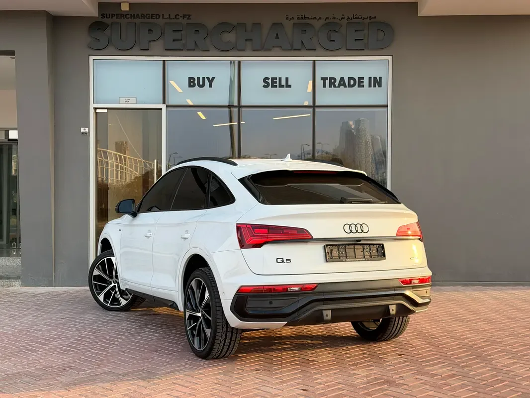Audi Q5 2.0 AMT 4WD (249 حصان) - 6