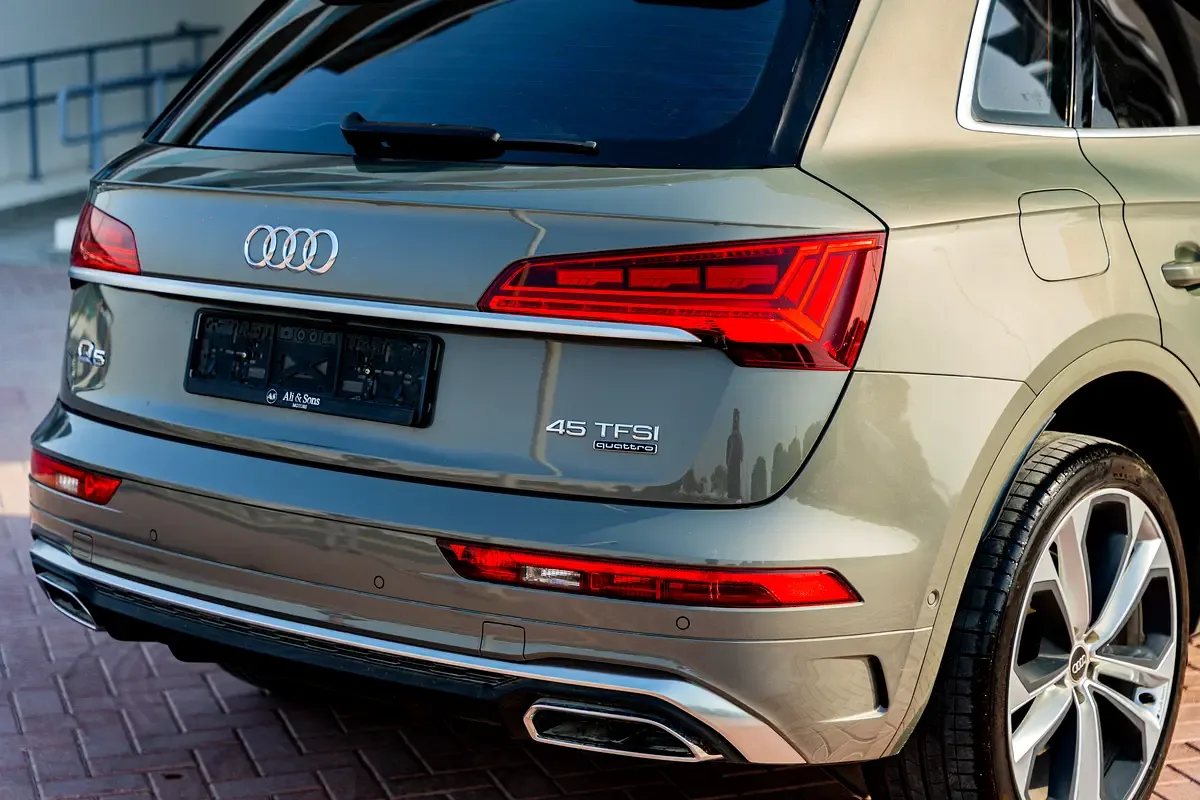 Audi Q5 2.0 AMT 4WD (249 حصان) - 5