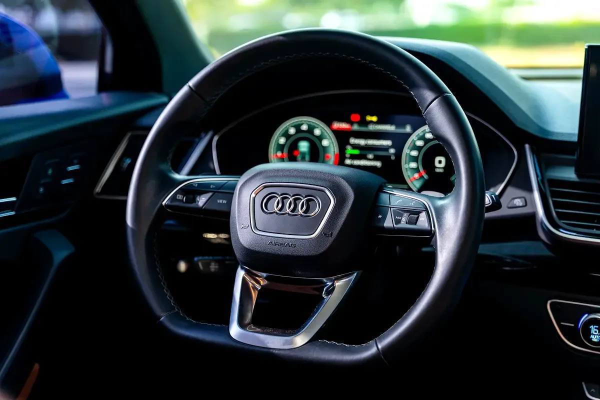 Audi Q5 2.0 AMT 4WD (249 حصان) - 10